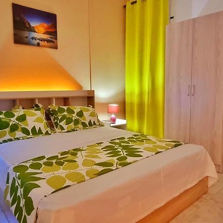 West Beach Apartment Flic en Flac ภายนอก รูปภาพ